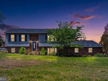 7074 GRAYS MILL ROAD, WARRENTON, VA 20187