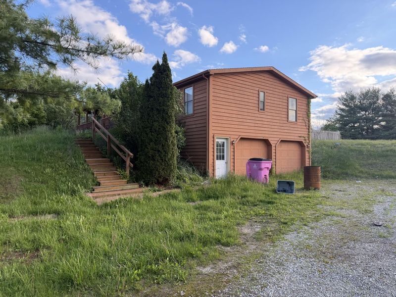 9315 Pasco Montra Road, Sidney, OH 45365 Photo 2