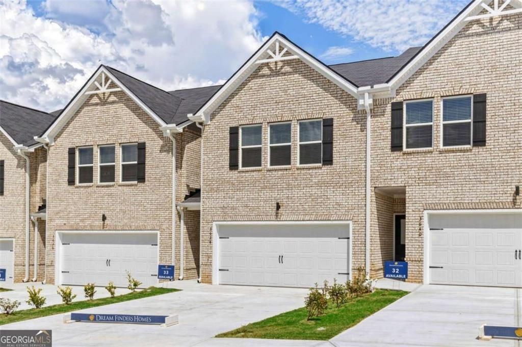 3638 Parkway James Drive, Snellville, GA 30039 Main Photo