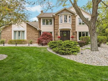22208 Worcester Drive, Novi, MI 48374