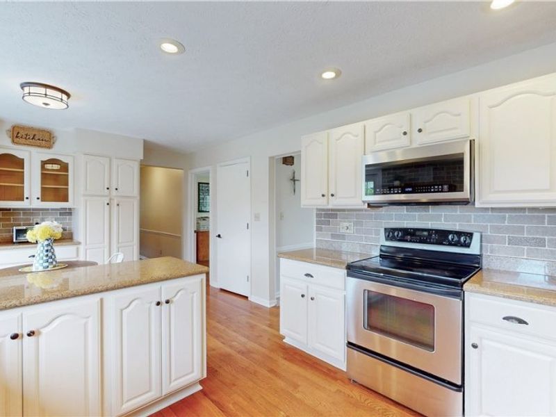 2843 Middleton Road, Hudson, OH 44236 Photo 8