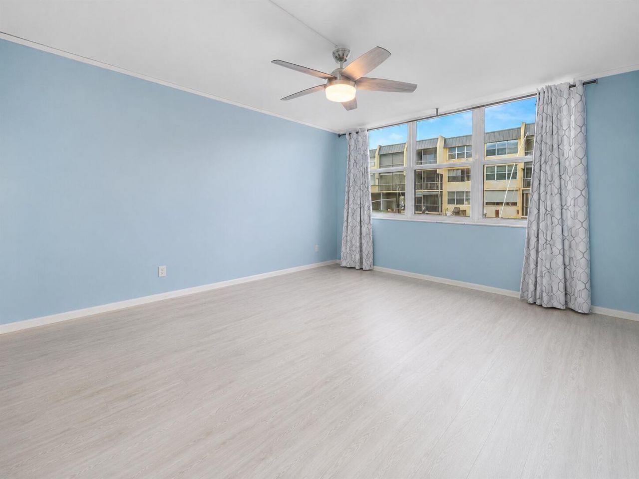 777 S Federal Highway, Unit D103, Pompano Beach, FL 33062 Photo