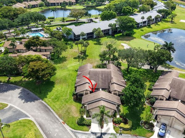 5242 Fairway Woods Drive, Unit 3611, Delray Beach, FL 33484