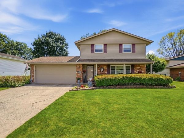 5302 Ottawa Drive, Fairborn, OH 45324