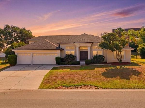5628 WOODWIND HILLS DRIVE , LAKELAND, FL 33812