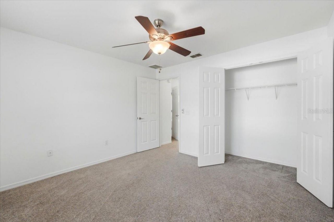 5628 Woodwind Hills Drive , Lakeland, FL 33812 Photo