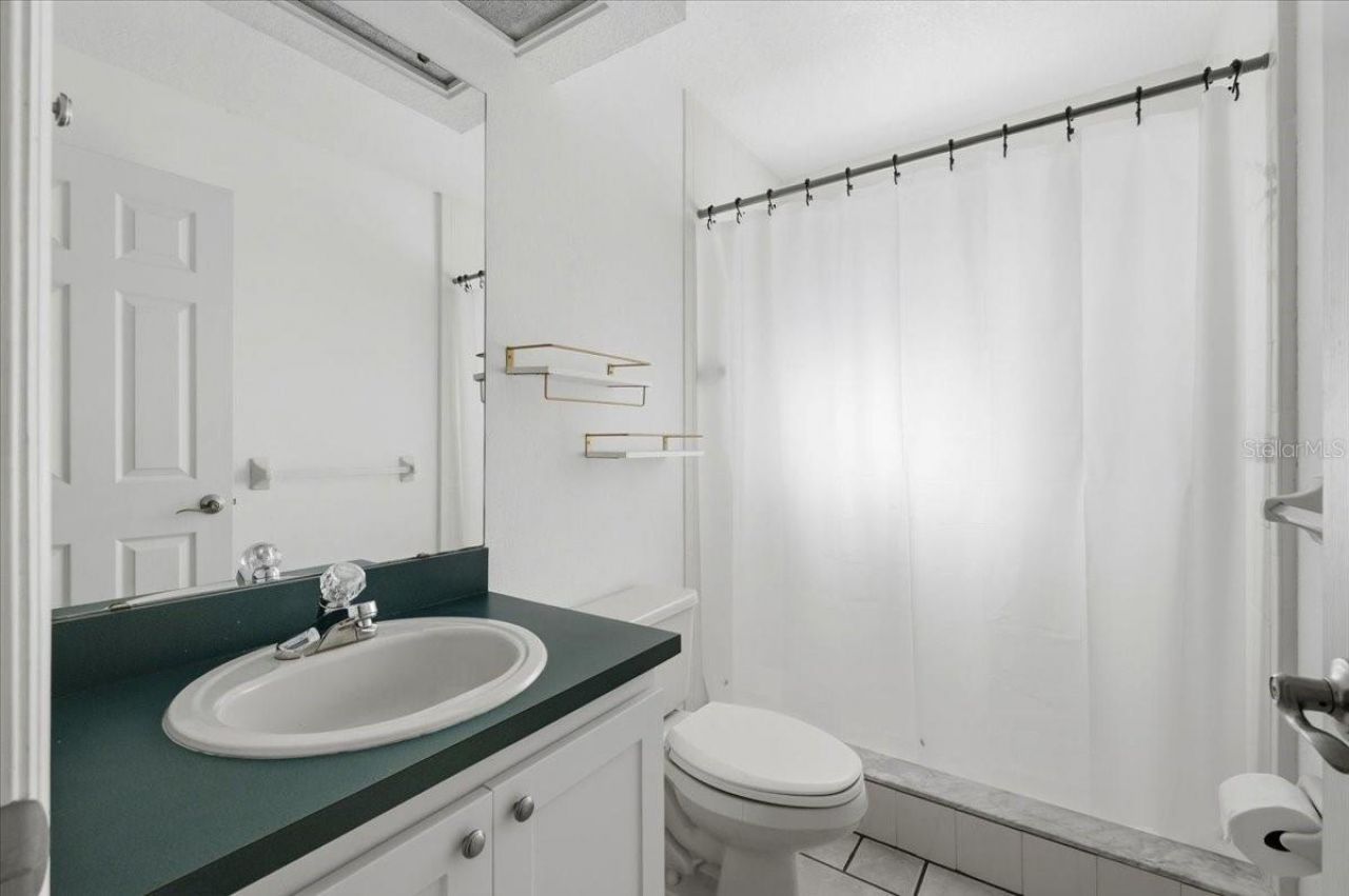 5628 Woodwind Hills Drive , Lakeland, FL 33812 Photo