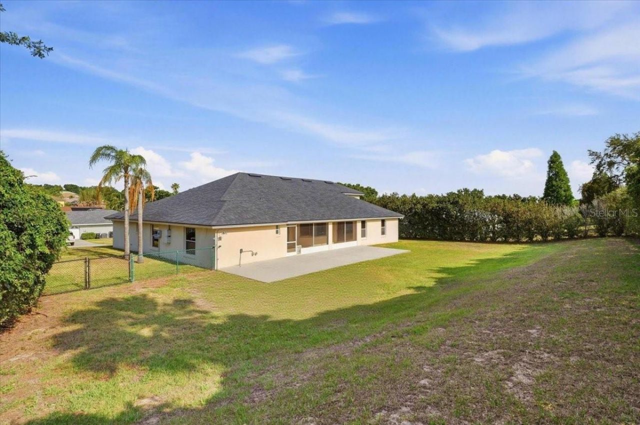 5628 Woodwind Hills Drive , Lakeland, FL 33812 Photo