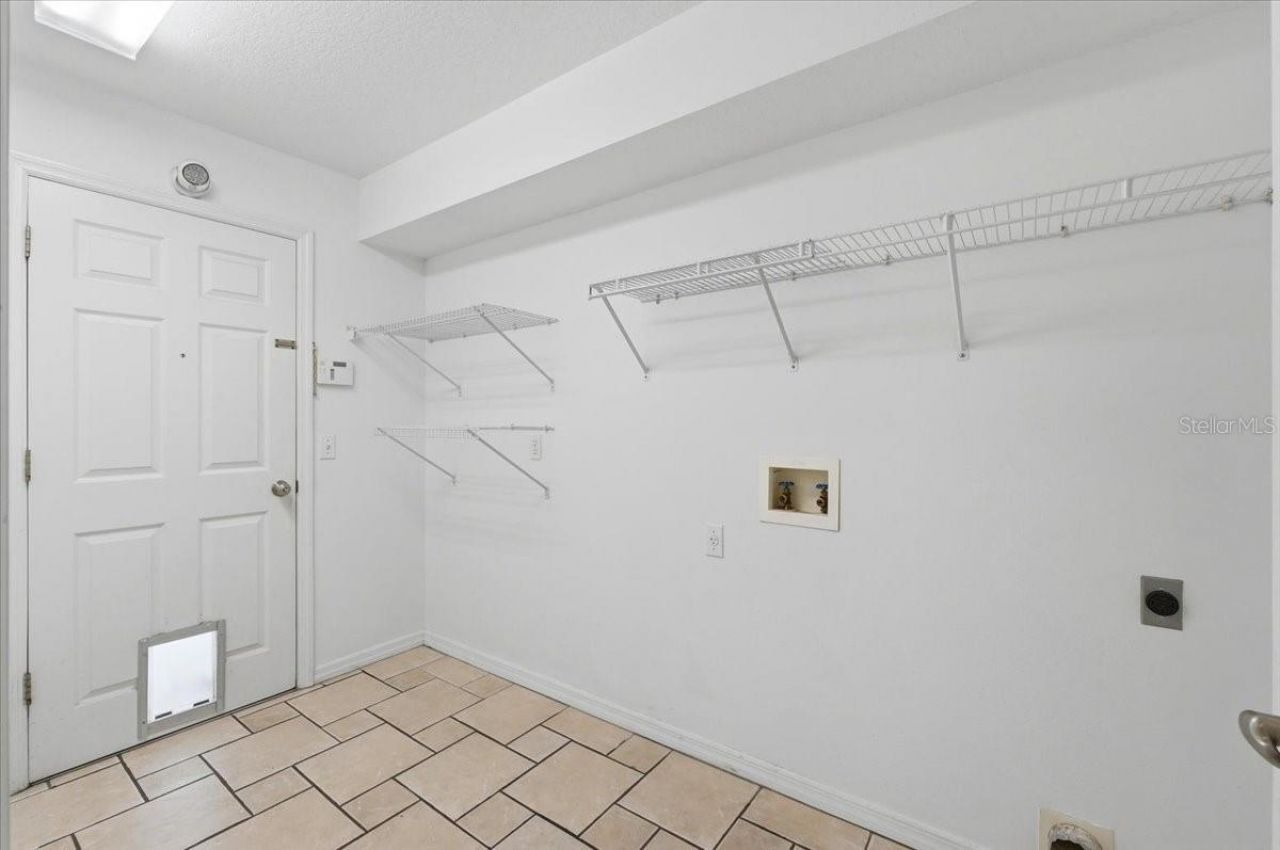 5628 Woodwind Hills Drive , Lakeland, FL 33812 Photo