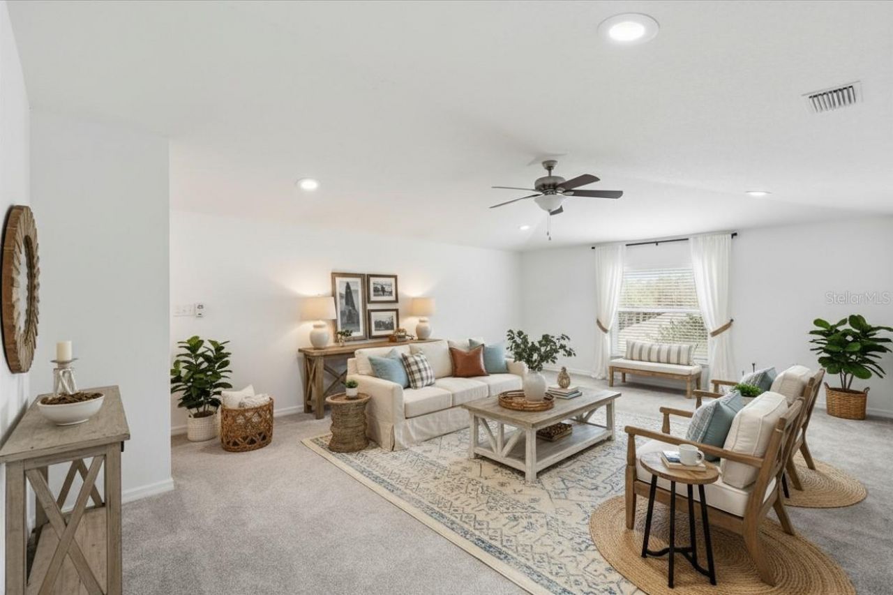 5628 Woodwind Hills Drive , Lakeland, FL 33812 Photo