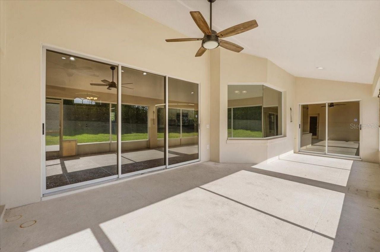 5628 Woodwind Hills Drive , Lakeland, FL 33812 Photo