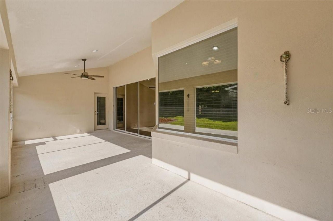 5628 Woodwind Hills Drive , Lakeland, FL 33812 Photo