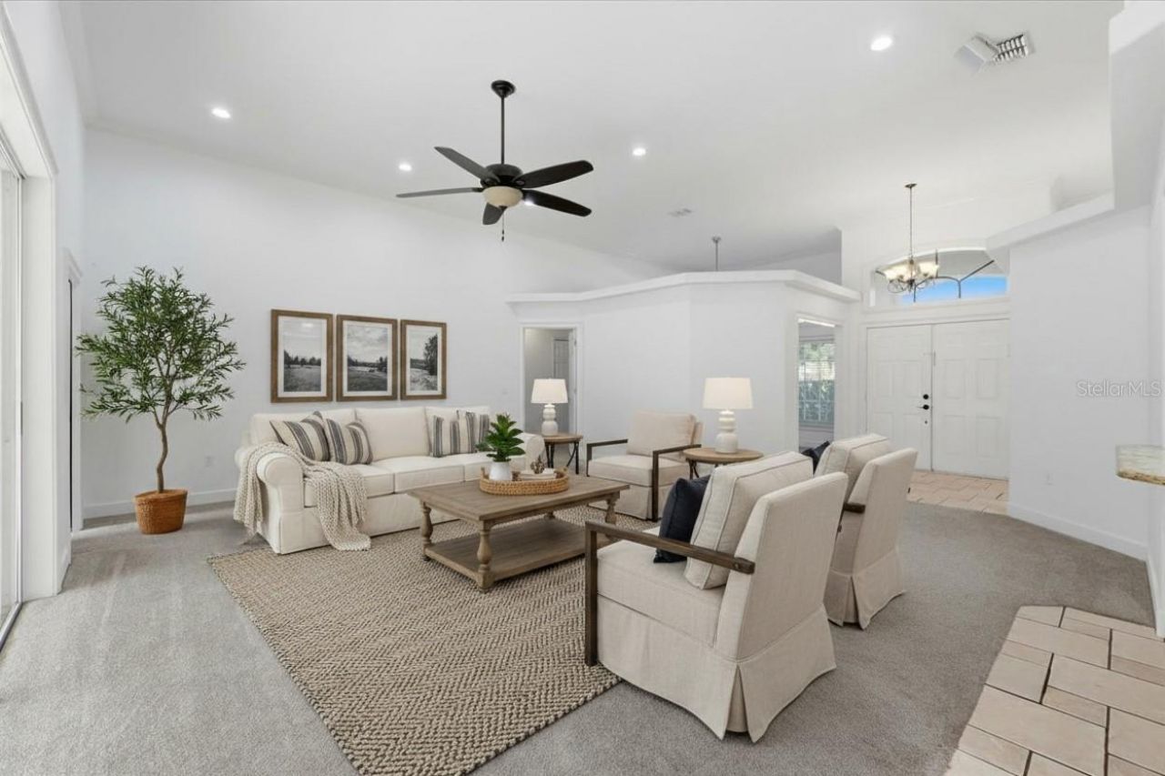 5628 Woodwind Hills Drive , Lakeland, FL 33812 Photo