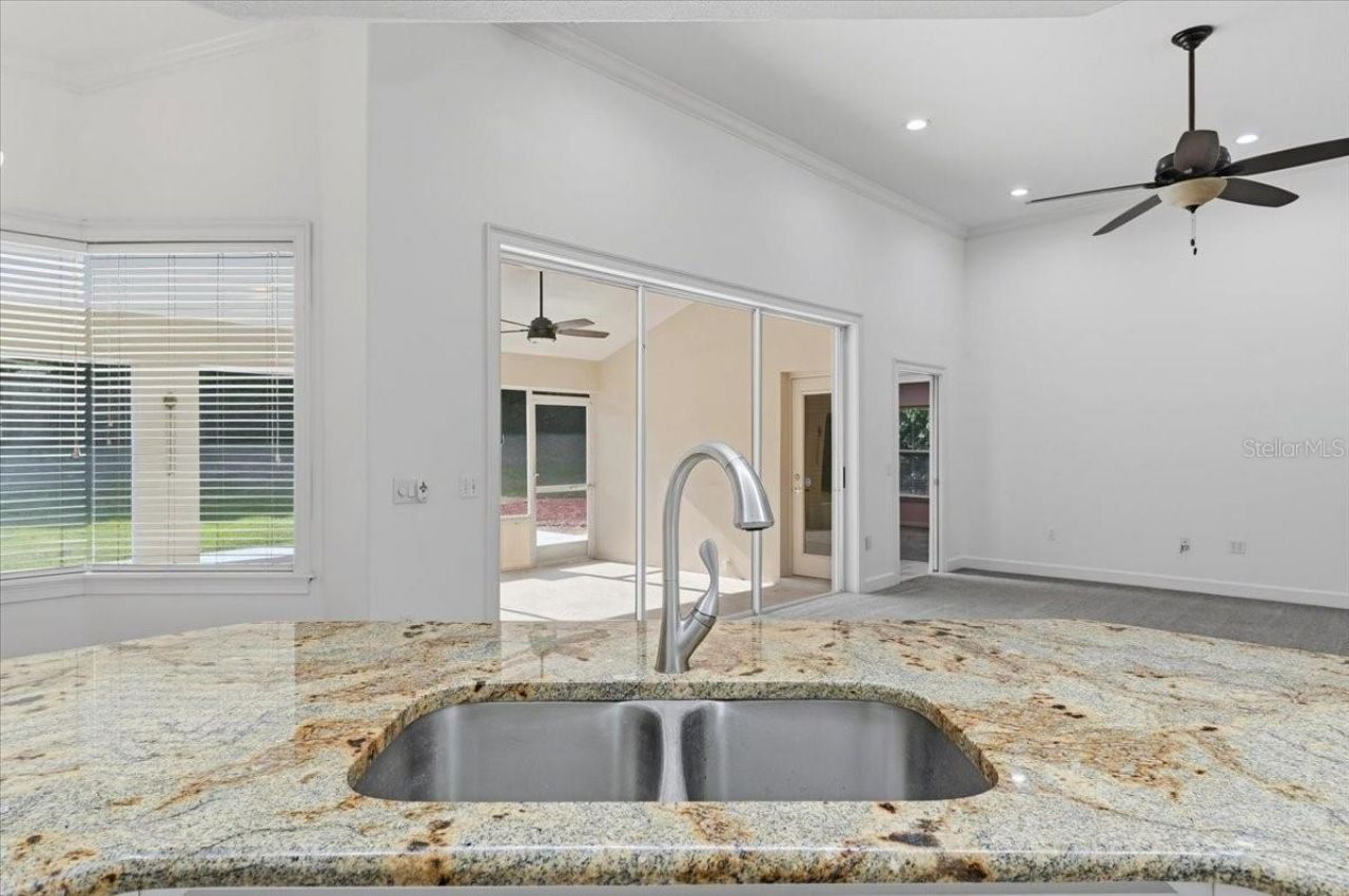 5628 Woodwind Hills Drive , Lakeland, FL 33812 Photo