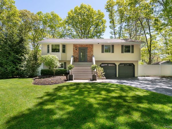 21 Laurita Gate , Port Jefferson, NY 11777