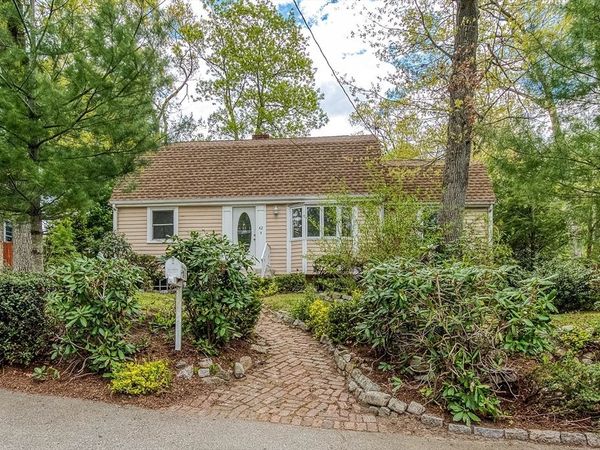 42 Stoughton Rd, Dedham, MA 02026