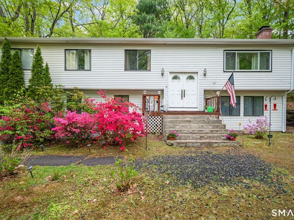 72 Old Meadow Plain, Simsbury, CT 06089