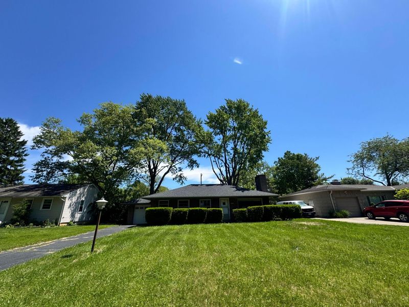 3250 Ainwick Road, Columbus, OH 43221 Photo 3