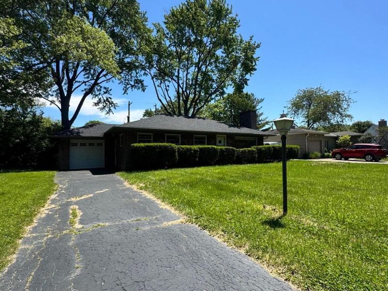 3250 Ainwick Road, Columbus, OH 43221 Photo 4