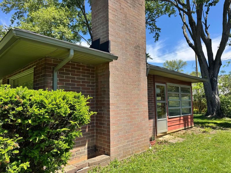 3250 Ainwick Road, Columbus, OH 43221 Photo 8