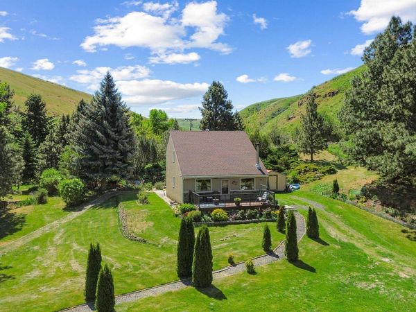 60 Pataha Canyon Lane, Pomeroy, WA 99347