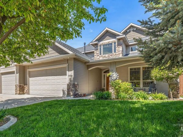 1054 E Pasacana Dr, Meridian, ID 83646