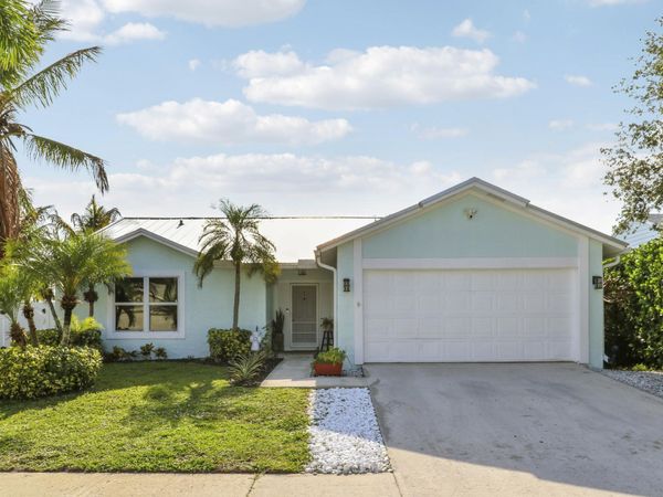 171 Greentree Circle, Jupiter, FL 33458