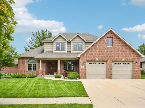 1041 Lakeview Drive, Morris, IL 60450