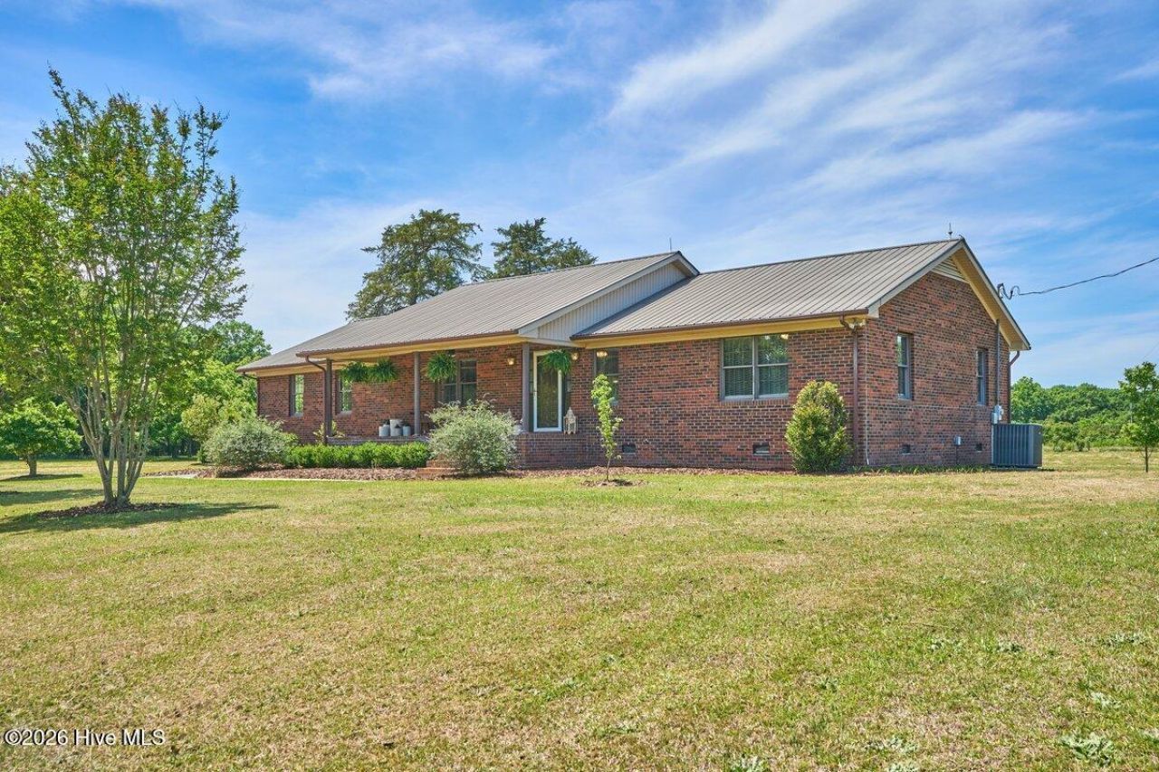216 Phillips Road, Bennett, NC 27208 Main Photo