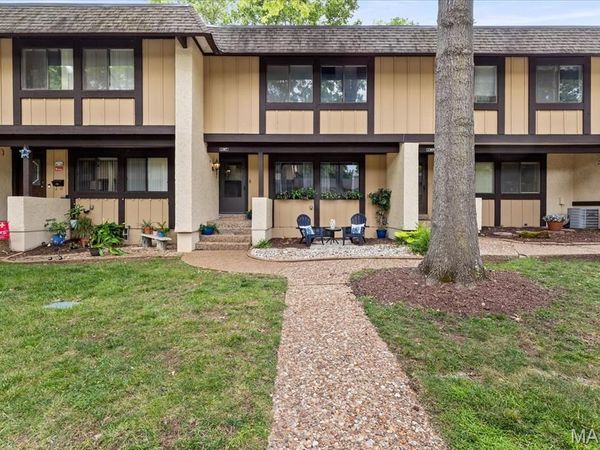 1387 Hampton Road, Unit C, St Peters, MO 63303