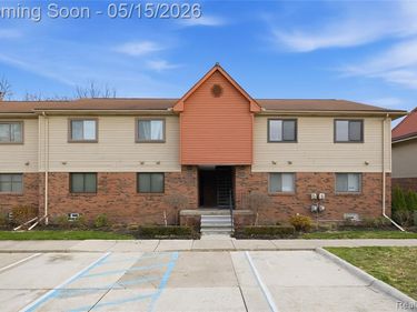 38800 Lanse Creuse Street, Harrison Twp, MI 48045