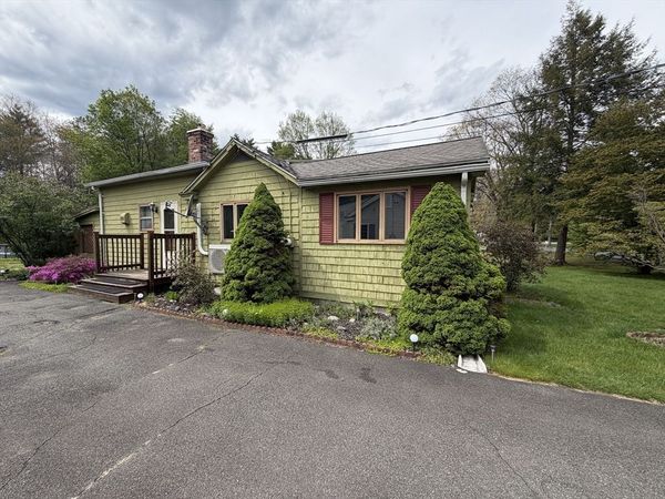 88 Newell Pond Rd, Greenfield, MA 01301
