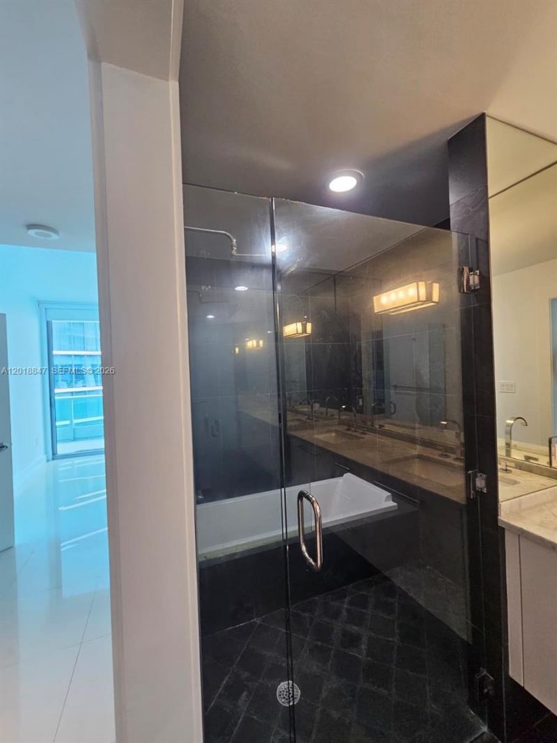 Please Call For Address, Unit 5412, Miami, FL 33132 Photo