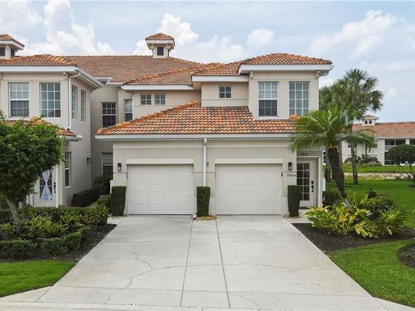 3053 Driftwood WAY, Unit 3907, NAPLES, FL 34109