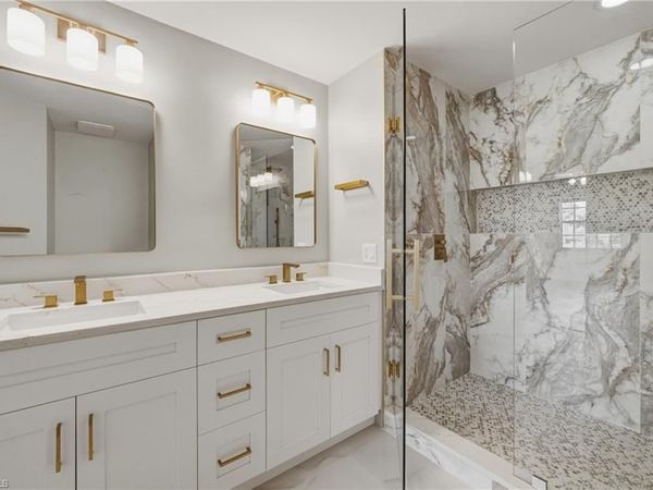 3053 Driftwood WAY, Unit 3907, NAPLES, FL 34109