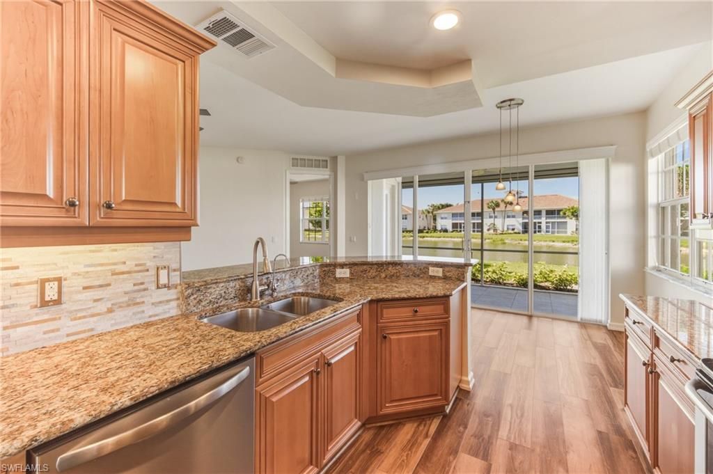 3053 Driftwood Way, Unit 3907, Naples, FL 34109 Photo