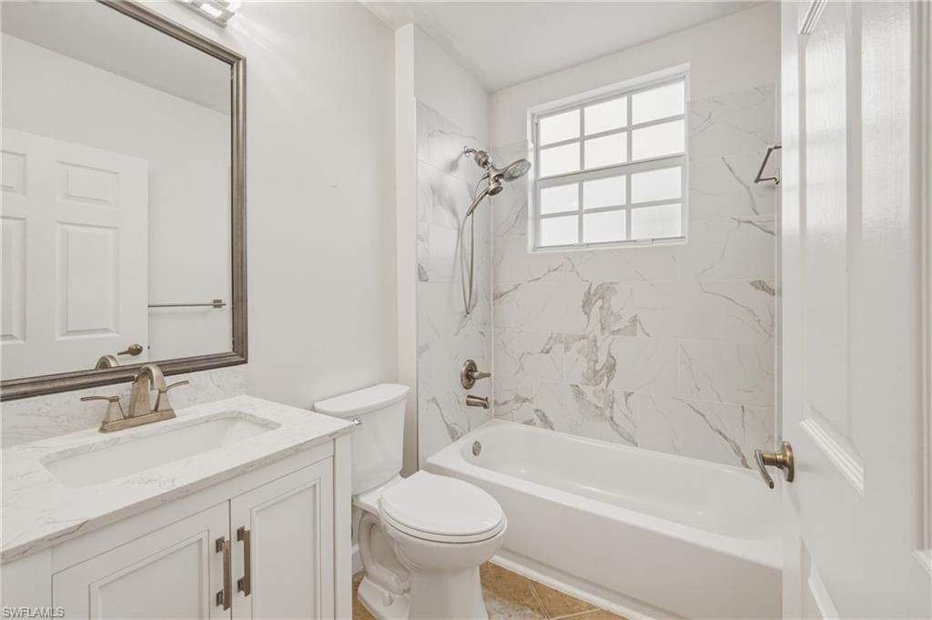 3053 Driftwood Way, Unit 3907, Naples, FL 34109 Photo