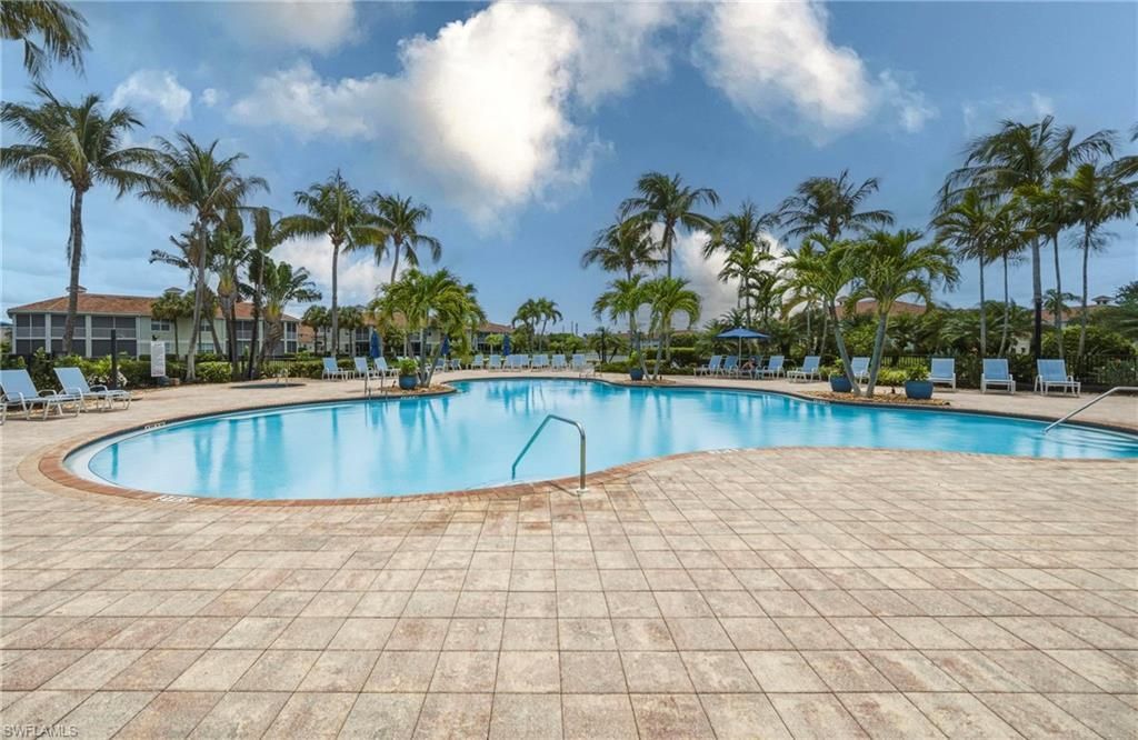 3053 Driftwood Way, Unit 3907, Naples, FL 34109 Photo
