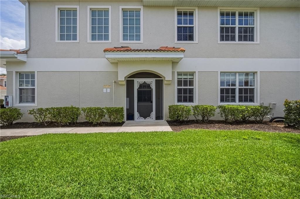 3053 Driftwood Way, Unit 3907, Naples, FL 34109 Photo