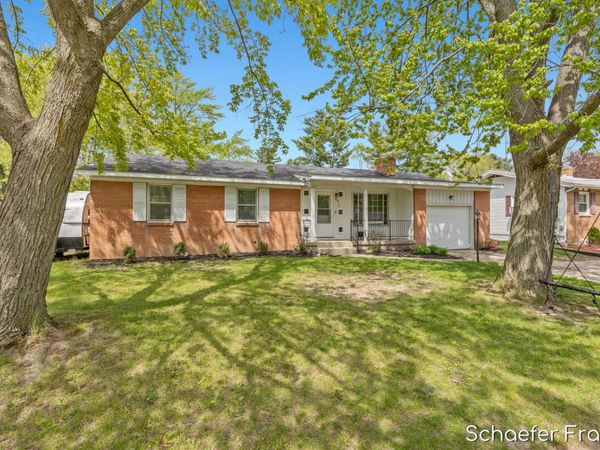 949 Diane Street SE, Kentwood, MI 49508