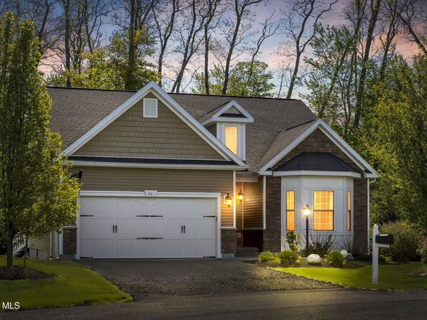 51 Flanders Lane, Albany, NY 12203