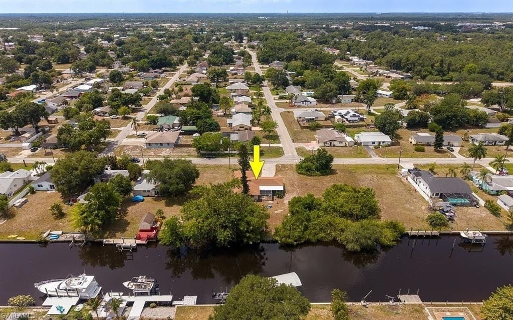 12401 Davis Blvd, Fort Myers, FL 33905 Photo