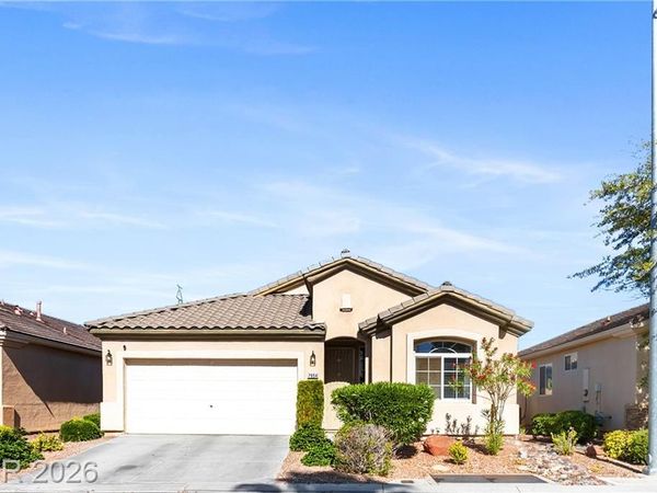 7954 Half Moon Point Drive, Las Vegas, NV 89113