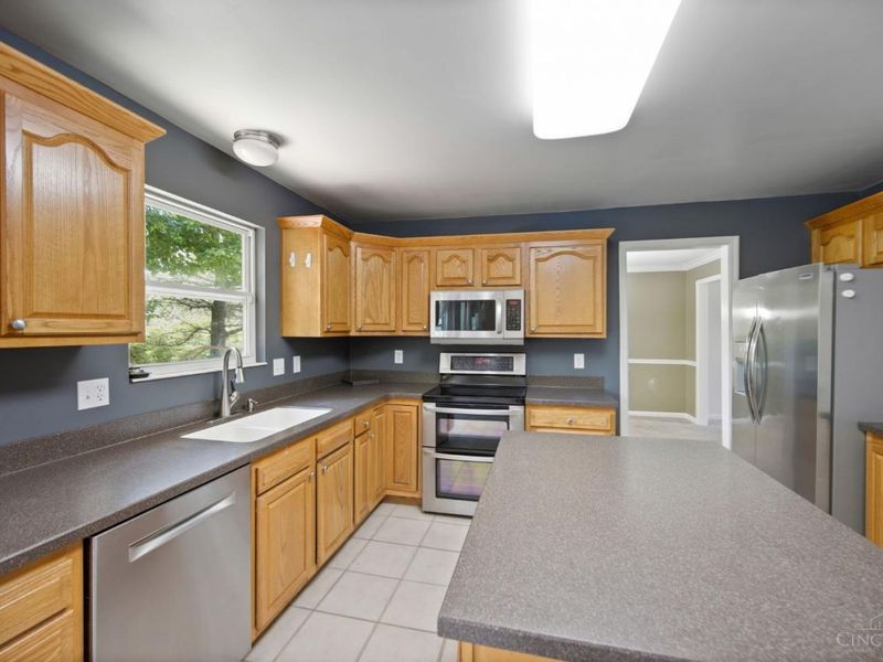 1087 Kingsview Court, Maineville, OH 45039 Photo 15