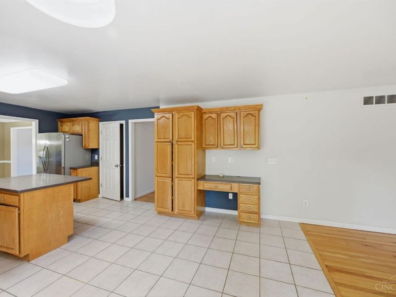 1087 Kingsview Court, Maineville, OH 45039 Photo 19