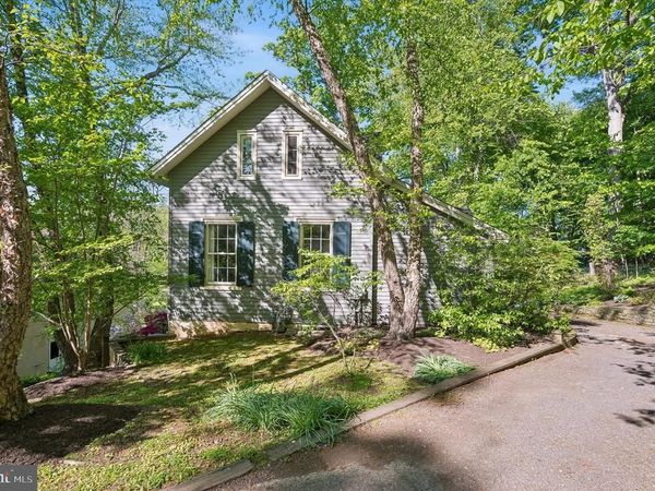 8901 MONTGOMERY AVENUE, WYNDMOOR, PA 19038