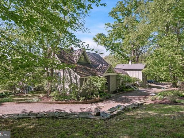 8901 MONTGOMERY AVENUE, WYNDMOOR, PA 19038