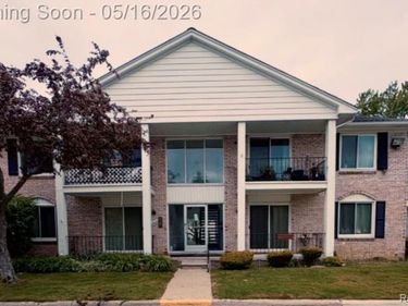 14210 Camelot Drive, Sterling Heights, MI 48312