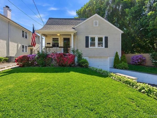 526 Carroll Avenue, Mamaroneck, NY 10543