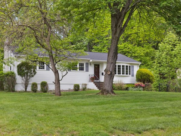16 Oak Road, New City, NY 10956